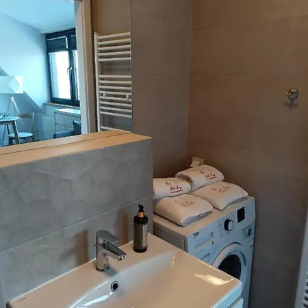Ze Strefa Relax & Fun By Onholiday Ulica Lwowska 12 *