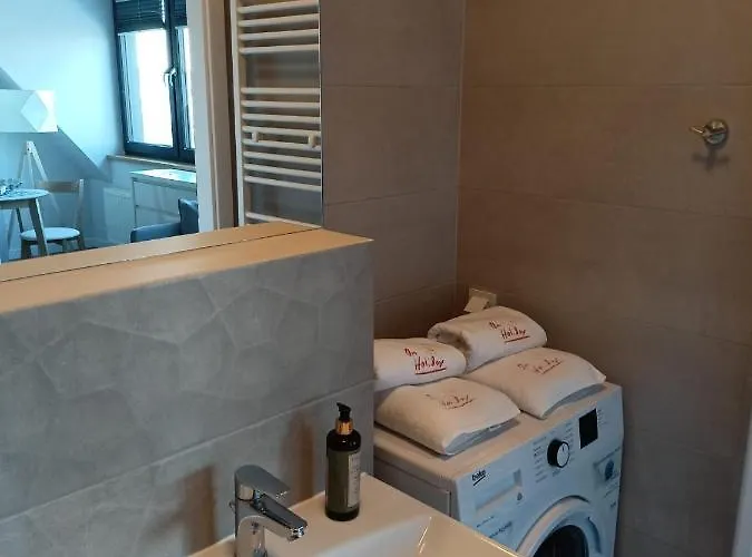 Ze Strefa Relax & Fun By Onholiday Ulica Lwowska 12 *